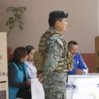 La ley establece diez horas para sufragar, pero la expansión del coronavirus hace que se propongan nuevos mecanismo.