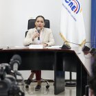 La presidenta del CNE atendió las preguntas de medios de comunicación en Cotopaxi.