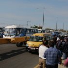 Hecho. Los buses se han concentrado esta mañana en en los exteriores del ingreso principal del Puerto Marítimo.