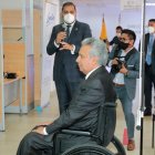 El 14 de septiembre, Vicente Taiano explicaba al presidente Lenín Moreno el mecanismo para la entrega del pasaporte electrónico.