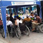 Miembros de Asopléjica llegaron al lugar para hacer visibles a las personas de movilidad reducida.