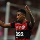Vitinho es el séptimo jugador del Flamengo contagiado de coronavirus.