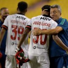 Los jugadores de Flamengo han vivido un verdadero calvario con el COVID-19. En Brasil se someterán a nuevas pruebas