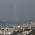 Rayos fueron fáciles de divisar en el cielo capitalino.