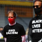 Lewis Hamilton se llevó el Gran Premio de Estiria y protestó contra el racismo.
