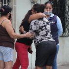 Familiares y amigos estaban consternados por el crimen ocurrido la noche del domingo