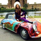 Janis en San Francisco, posando sobre su famoso Porsche 356.