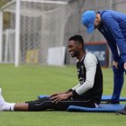 Alexander Domínguez, arquero de la selección ecuatoriana, en la jornada de trabajos de la Tri.
