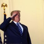 Trump fue hospitalizado el viernes horas después de dar positivo en la prueba de coronavirus.