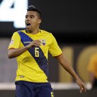 Cristhian Noboa no podrá llegar a tiempo para el partido ante Argentina, debido a problemas con las conexiones aéreas.