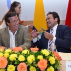 En 2015, los entonces prefectos del Guayas, Jimmy Jairala; y de Azuay, Paúl Carrasco, firmaron un acuerdo con el que cerraron la mayor parte de la diferencia limítrofe.