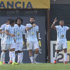 El delantero de Guayaquil City, Gonzalo Mastriani (de barba) marcó el único gol del partido.