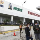 El exterior del hospital del Seguro Social en Los Ceibos.