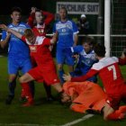 Barnes capitanea como portero al Skelmersdale United, un club de novena división en Inglaterra.