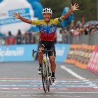 Etapa 3. Caicedo, el segundo tricolor en ganar en Italia, tras Carapaz. Fue 2 días líder de la montaña.
 TOPSHOTS-TOPSHOT-CYCLING-ITA-GIRO-2020-STAGE 3