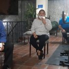 Cita. Representantes de tres sectores de Lomas de Urdesa participaron en el encuentro.