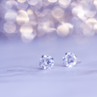 Se llaman Sky Diamonds y se fabricaron en Stroud, Gloucestershire.