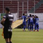 José Cevallos hizo el gol de Emelec en el estadio de Quito.