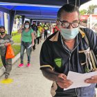 Alfredo Carrasco, presidente de la Asamblea de los Usuarios, cuando el pasado viernes 30 de octubre, fue a reclamó por planillas infladas de energía eléctrica.