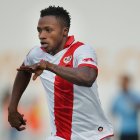 Alhassane Bangoura, ofensivo que ha militado en el fútbol español y francés, se sumará mañana al Bombillo.