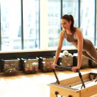 La clase dura entre 45 minutos a una hora. Incluye calentamiento y estiramiento.