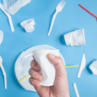 Las bolsas de plástico tienen un plazo de 48 meses, cuando deberán estar elaboradas en un 60 % de material reciclado.