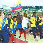 Juan Carlos Burbano formó parte de la selección que logró la primera clasificación al Mundial, el 7 de noviembre de 2001.