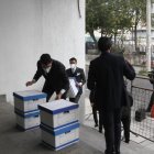 Expediente. La Fiscalía llevó a la Corte Nacional de Justicia el expediente del caso Hospital de Pedernales.