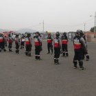 Hecho. A la explanada del estadio Monumental han llegado algunos equipos.