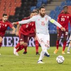 Sergio Ramos ejecutó dos penales con poca potencia y el arquero adivinó ambos