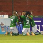 Los orenses festejan el tanto marcado por Bryan Rodríguez.