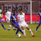 Los jugadores de Emelec lucieron muy aplicados ante Liga de Quito, incluso jugando gran parte del partido en inferioridad numérica.