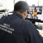 Un delegado del Caces durante el proceso de evaluación de las universidades y escuelas politécnicas del país, 2019-2020.
