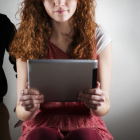 Más de la mitad de las niñas encuestadas ha sufrido violencia en línea.