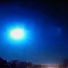Captura de pantalla del video en el que un meteorito explota en el cielo de Brasi, el 23 de noviembre de 2020.