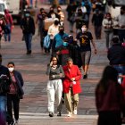 Animados por los encuestadores a resumir en una palabra sobre cómo se sienten, el 78,2 % de la población entrevistada dijo estar "preocupada, incierta, frustrada, triste.