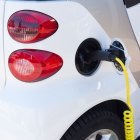El proyecto busca impulsar el uso de automóviles eléctricos para el transporte público.