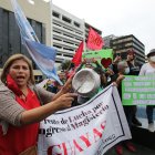 Durante este año, los profesores públicos han organizado marchas para rechazar el retraso en el pago de sus sueldos, que fueron reducidos.