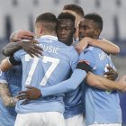Lazio, el club donde milita Felipe Caicedo (c), ya conoce la suerte que le deparó el sorteo de la Champions.
