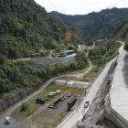 La construcción de las obras civiles estaba a cargo de CWE (China International Water & Electric), compañía que el 10 de diciembre de 2010 firmó un contrato por $ 240’486.358,21.