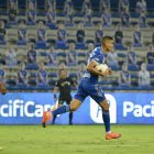 José Francisco Cevallos celebra uno de sus goles frente al Olmedo en el Capwell.

FOTOS API