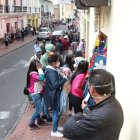 Hay veredas tan angostas en las que es complicado mantener el distanciamiento