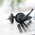 El negocio que se lucra de acosar a los deudores.