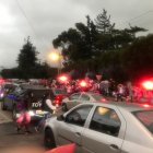 Los hinchas de Liga de Quito estuvieron en el redondel de El Condado. La policía tuvo problemas para alejarlos del lugar