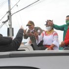 Campaña. El aspirante a la Presidencia por el Partido Sociedad Patriótica, Lucio Gutiérrez, decidió iniciar su campaña con una caravana motorizada.