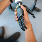 La compañía presentó una patente para desarrollar una inteligencia artificial capaz de crear análogos virtuales.