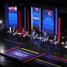 La Casa de la Cultura Ecuatoriana fue la sede del primer encuentro. Falta la comparecencia de siete candidatos más.