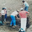 Actividad. Minga realizada en los años noventa para acceder al alcantarillado