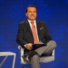 El candidato Andrade participó en el debate organizado por el CNE.