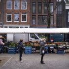 Países Bajos impondrá toque de queda y prohíbe vuelos a R. Unido y Sudamérica.